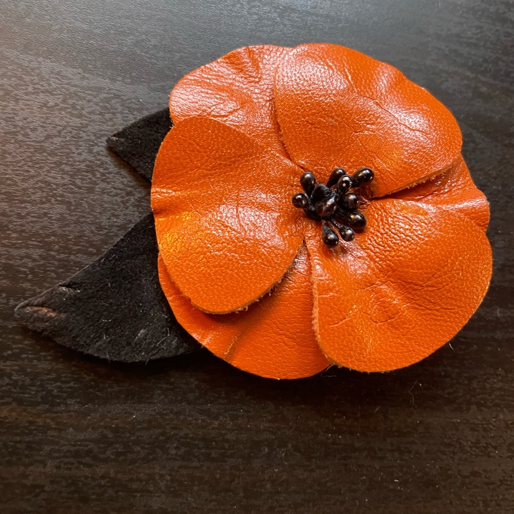 Johnny Loves Rosie Leather Flower Hair Clip